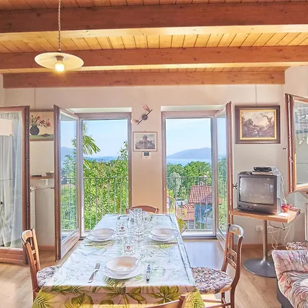 Francia - House With Lake View For 4 People * Cissano
